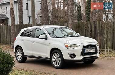 Mitsubishi Outlander 2015