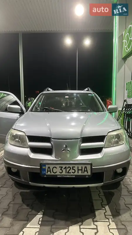 Mitsubishi Outlander 2005