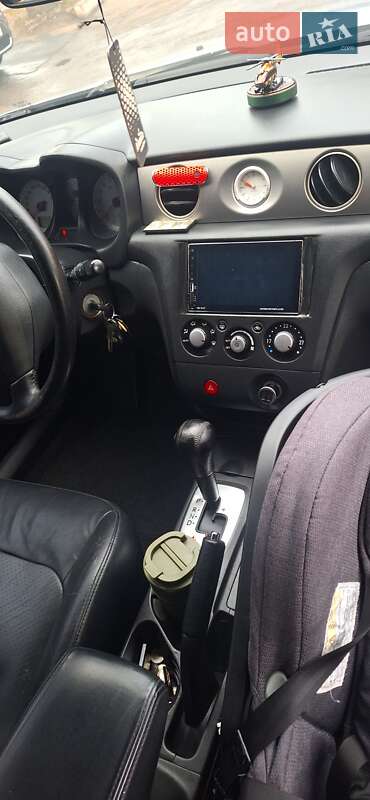 Внедорожник / Кроссовер Mitsubishi Outlander 2006 в Черкассах фото 5 Внедорожник / Кроссовер Mitsubishi Outlander 2006 в Черкассах