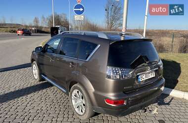 Внедорожник / Кроссовер Mitsubishi Outlander 2010 в Львове