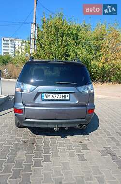 Внедорожник / Кроссовер Mitsubishi Outlander 2011 в Житомире