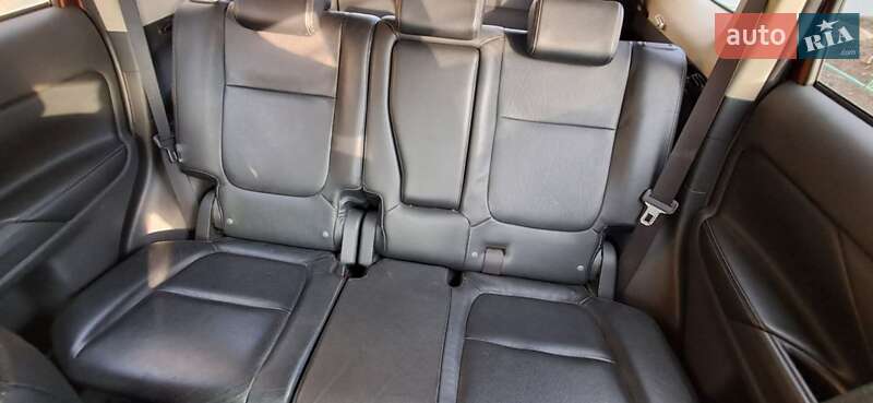 Позашляховик / Кросовер Mitsubishi Outlander 2014 в Кропивницькому