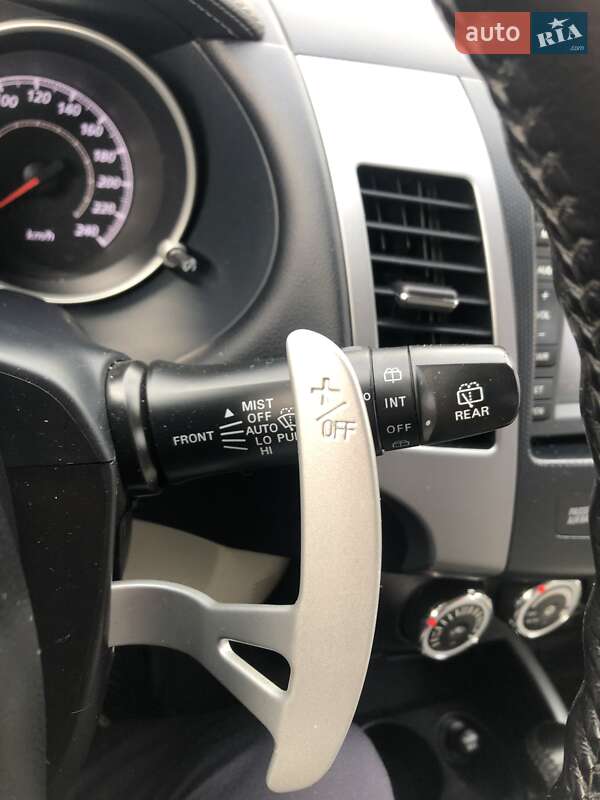 Внедорожник / Кроссовер Mitsubishi Outlander 2010 в Ратным фото 10 Внедорожник / Кроссовер Mitsubishi Outlander 2010 в Ратным