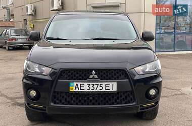 Внедорожник / Кроссовер Mitsubishi Outlander 2010 в 