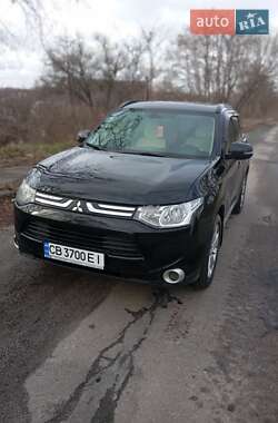 Mitsubishi Outlander 2013