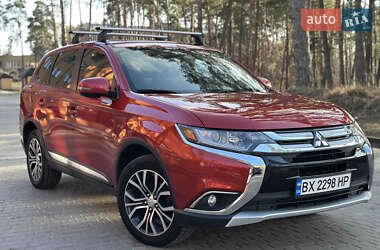 Позашляховик / Кросовер Mitsubishi Outlander 2015 в Нетішині