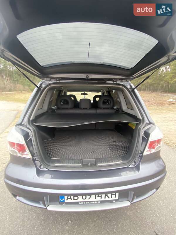 Внедорожник / Кроссовер Mitsubishi Outlander 2007 в Калиновке