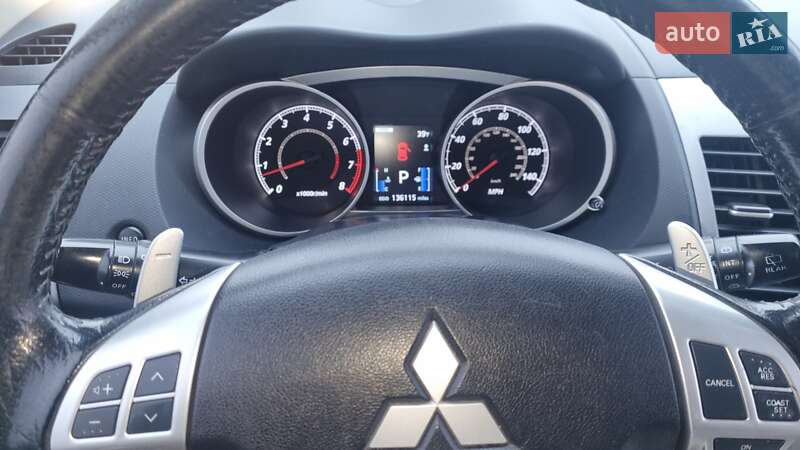 Позашляховик / Кросовер Mitsubishi Outlander 2010 в Черкасах фото 2 Позашляховик / Кросовер Mitsubishi Outlander 2010 в Черкасах