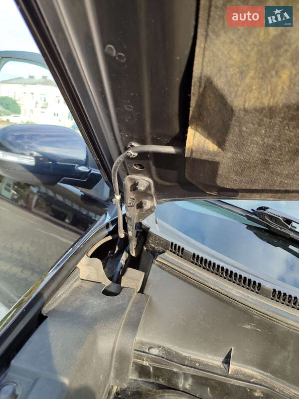 Внедорожник / Кроссовер Mitsubishi Outlander 2009 в Стрые