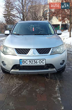 Позашляховик / Кросовер Mitsubishi Outlander 2007 в Львові