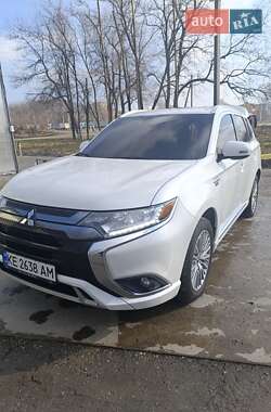 Mitsubishi Outlander 2020