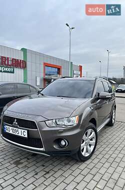 Mitsubishi Outlander 2010