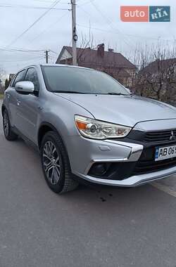 Позашляховик / Кросовер Mitsubishi Outlander 2016 в Вінниці