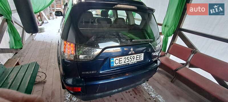 Внедорожник / Кроссовер Mitsubishi Outlander 2010 в Черновцах