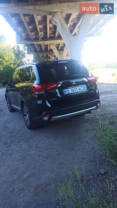 Внедорожник / Кроссовер Mitsubishi Outlander 2018 в Днепре