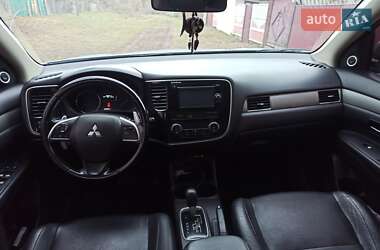 Внедорожник / Кроссовер Mitsubishi Outlander 2012 в Чернигове