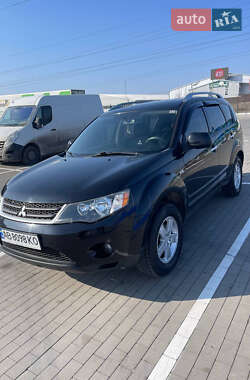Внедорожник / Кроссовер Mitsubishi Outlander 2008 в Виннице