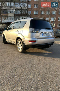 Внедорожник / Кроссовер Mitsubishi Outlander 2011 в Нежине