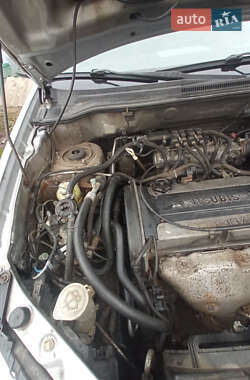 Внедорожник / Кроссовер Mitsubishi Outlander 2007 в 