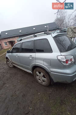 Внедорожник / Кроссовер Mitsubishi Outlander 2007 в 