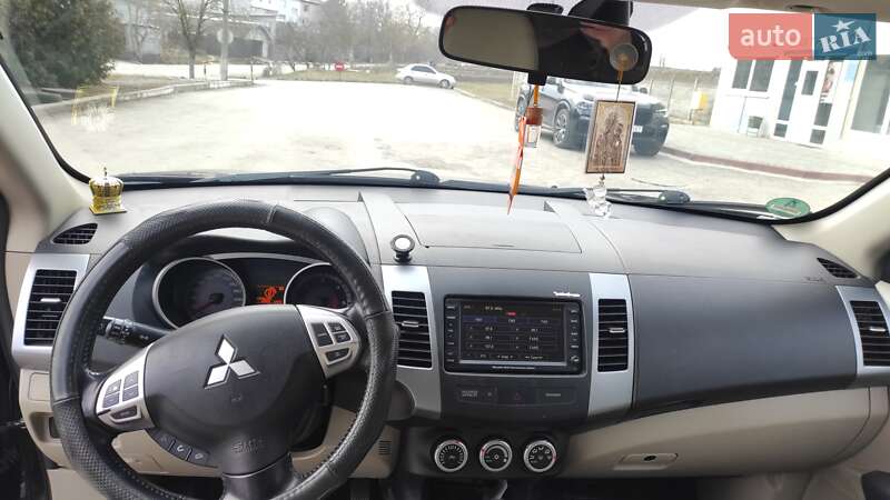 Позашляховик / Кросовер Mitsubishi Outlander 2008 в Бучачі