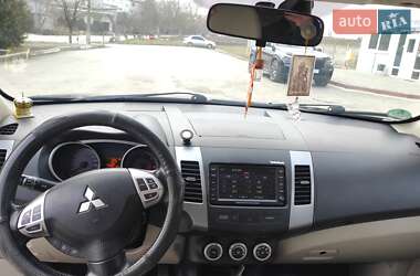 Позашляховик / Кросовер Mitsubishi Outlander 2008 в 