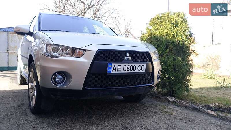 Позашляховик / Кросовер Mitsubishi Outlander 2011 в Кропивницькому