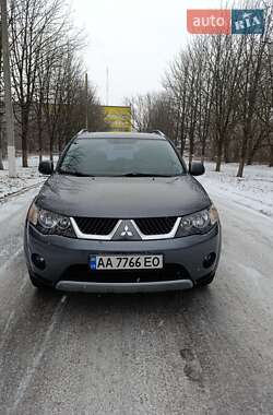 Позашляховик / Кросовер Mitsubishi Outlander 2008 в Харкові