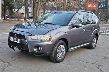 Mitsubishi Outlander 2011