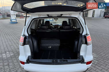 Внедорожник / Кроссовер Mitsubishi Outlander 2010 в Хмельницком