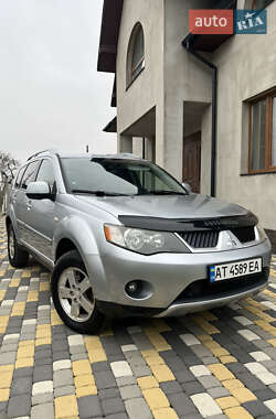 Позашляховик / Кросовер Mitsubishi Outlander 2007 в Рожнятові