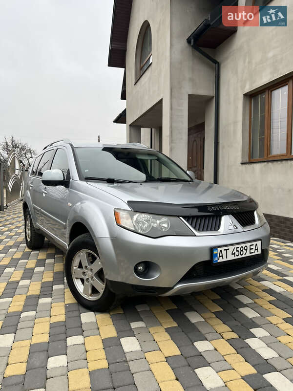 Позашляховик / Кросовер Mitsubishi Outlander 2007 в Рожнятові