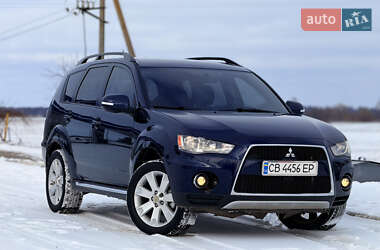 Позашляховик / Кросовер Mitsubishi Outlander 2010 в Мені