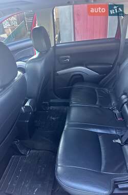 Внедорожник / Кроссовер Mitsubishi Outlander 2008 в 