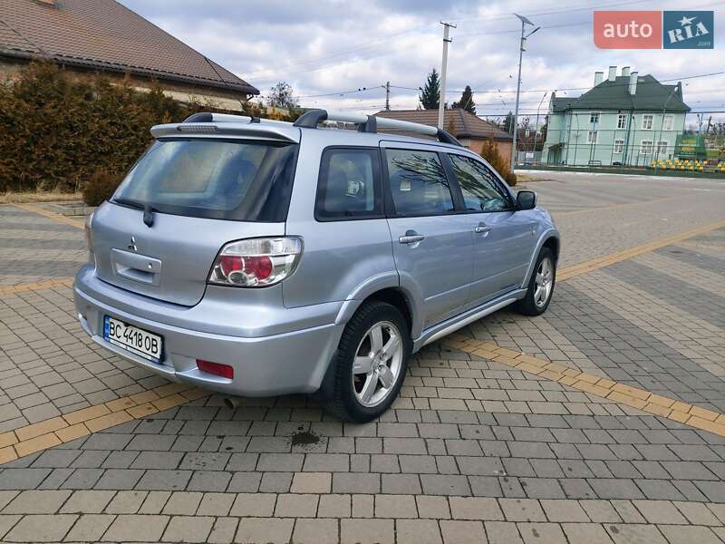 Внедорожник / Кроссовер Mitsubishi Outlander 2008 в Львове фото 9 Внедорожник / Кроссовер Mitsubishi Outlander 2008 в Львове