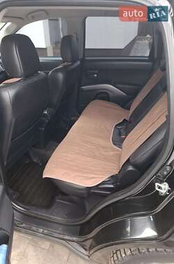 Внедорожник / Кроссовер Mitsubishi Outlander 2008 в 