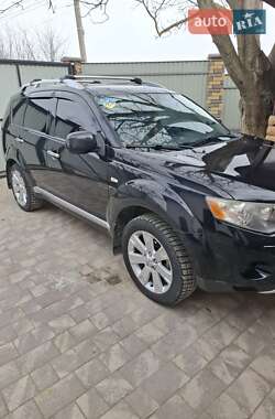 Внедорожник / Кроссовер Mitsubishi Outlander 2008 в 
