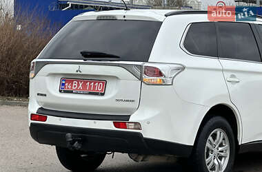 Внедорожник / Кроссовер Mitsubishi Outlander 2013 в Дрогобыче