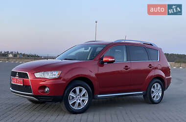 Позашляховик / Кросовер Mitsubishi Outlander 2009 в Радивиліві