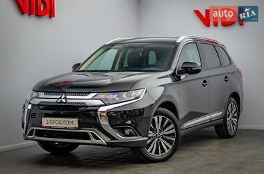 Mitsubishi Outlander 2019