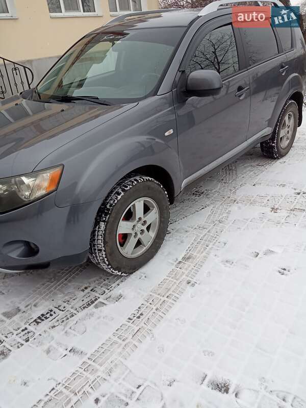 Внедорожник / Кроссовер Mitsubishi Outlander 2008 в Перещепине