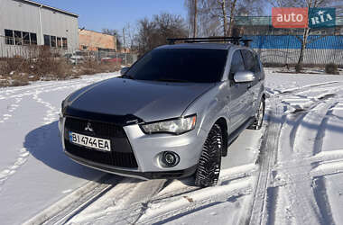 Mitsubishi Outlander 2012