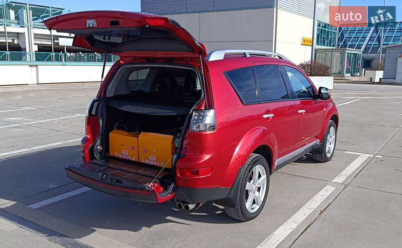 Позашляховик / Кросовер Mitsubishi Outlander 2008 в Львові