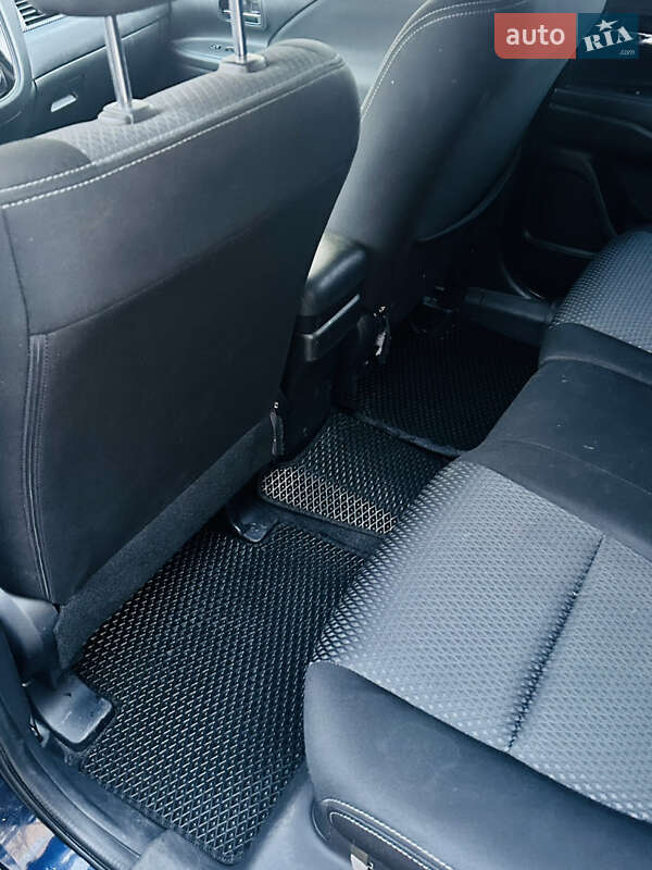 Позашляховик / Кросовер Mitsubishi Outlander 2016 в Вінниці