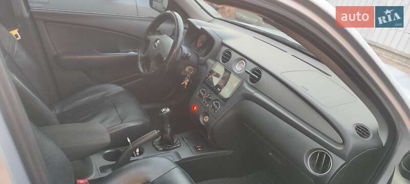 Внедорожник / Кроссовер Mitsubishi Outlander 2007 в Козельце
