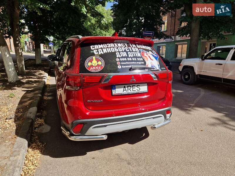 Позашляховик / Кросовер Mitsubishi Outlander 2020 в Кропивницькому фото 3 Позашляховик / Кросовер Mitsubishi Outlander 2020 в Кропивницькому