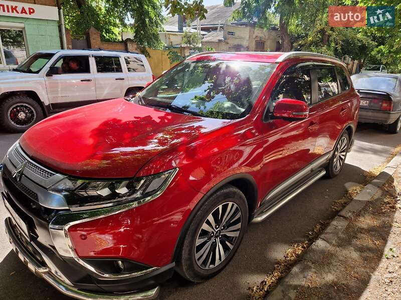 Позашляховик / Кросовер Mitsubishi Outlander 2020 в Кропивницькому фото 8 Позашляховик / Кросовер Mitsubishi Outlander 2020 в Кропивницькому