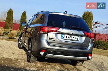 Внедорожник / Кроссовер Mitsubishi Outlander 2018 в Ивано-Франковске