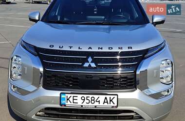 Внедорожник / Кроссовер Mitsubishi Outlander 2022 в Днепре