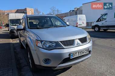 Внедорожник / Кроссовер Mitsubishi Outlander 2007 в Херсоне